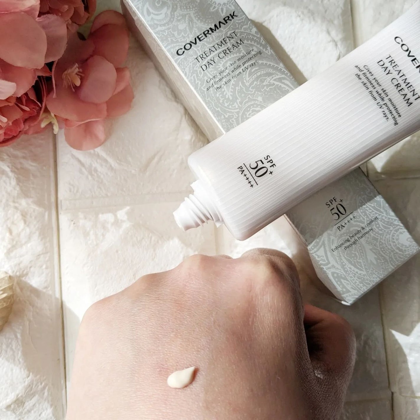 トリートメント デイ クリーム/COVERMARK/日焼け止めクリームを使ったクチコミ(2枚目)
