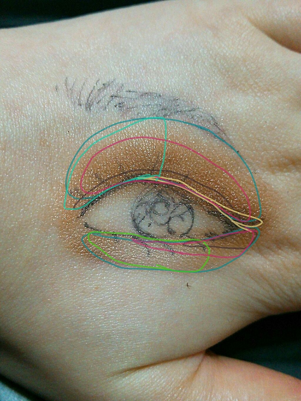 パーフェクトマルチアイズ/キャンメイク/アイシャドウパレットを使ったクチコミ(3枚目)