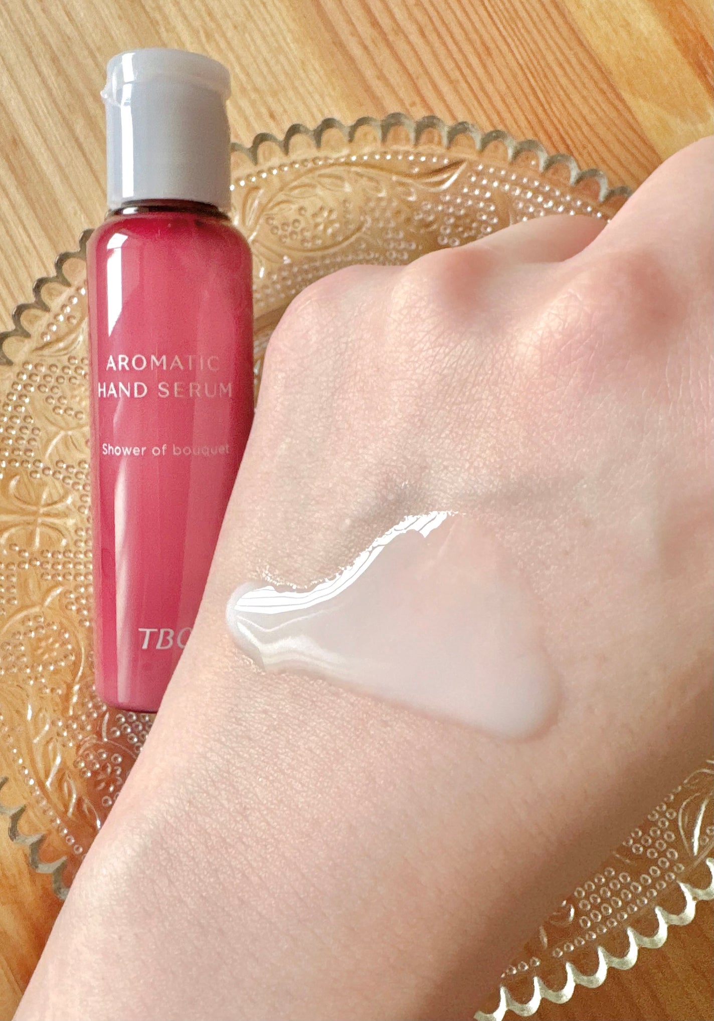 アロマティックハンドセラム シャワー オブ ブーケの香り/TBC/ハンドクリームを使ったクチコミ(3枚目)