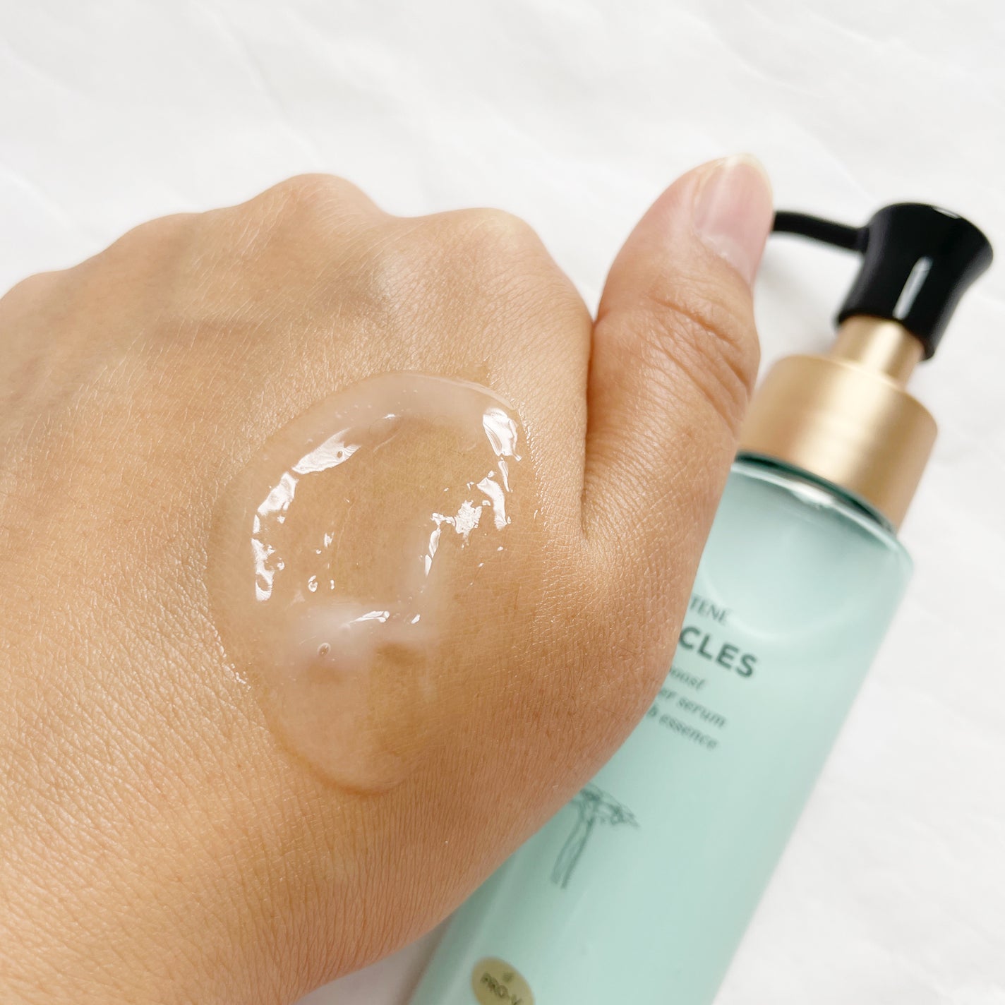 ミラクルズ うるおいブーストミルクウォーターセラム/パンテーン/アウトバストリートメントを使ったクチコミ(4枚目)