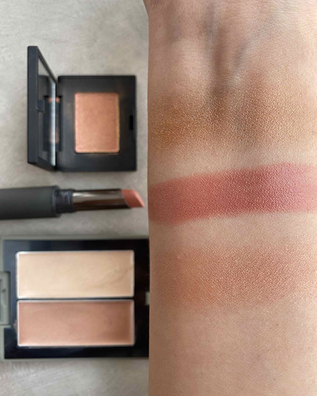 ハードワイヤードアイシャドー/NARS/単色アイシャドウを使ったクチコミ（3枚目）