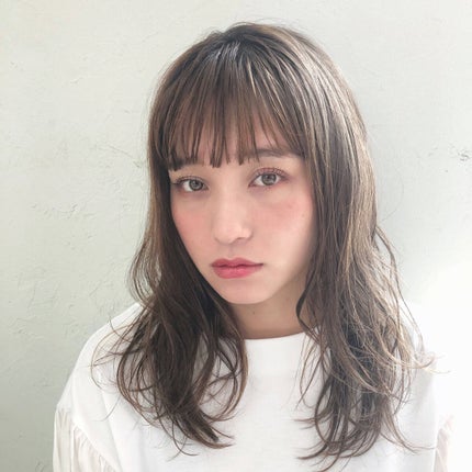 目の下チークでクマ・たるみ・面長を解消しよう!入れ方も徹底解説【2022最新】