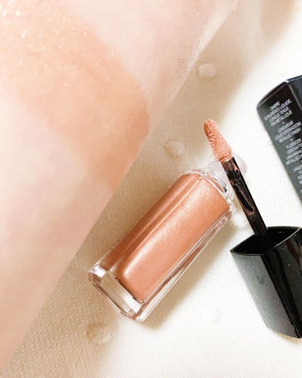 ボーム エサンシエル/CHANEL/スティックハイライトを使ったクチコミ(4枚目)