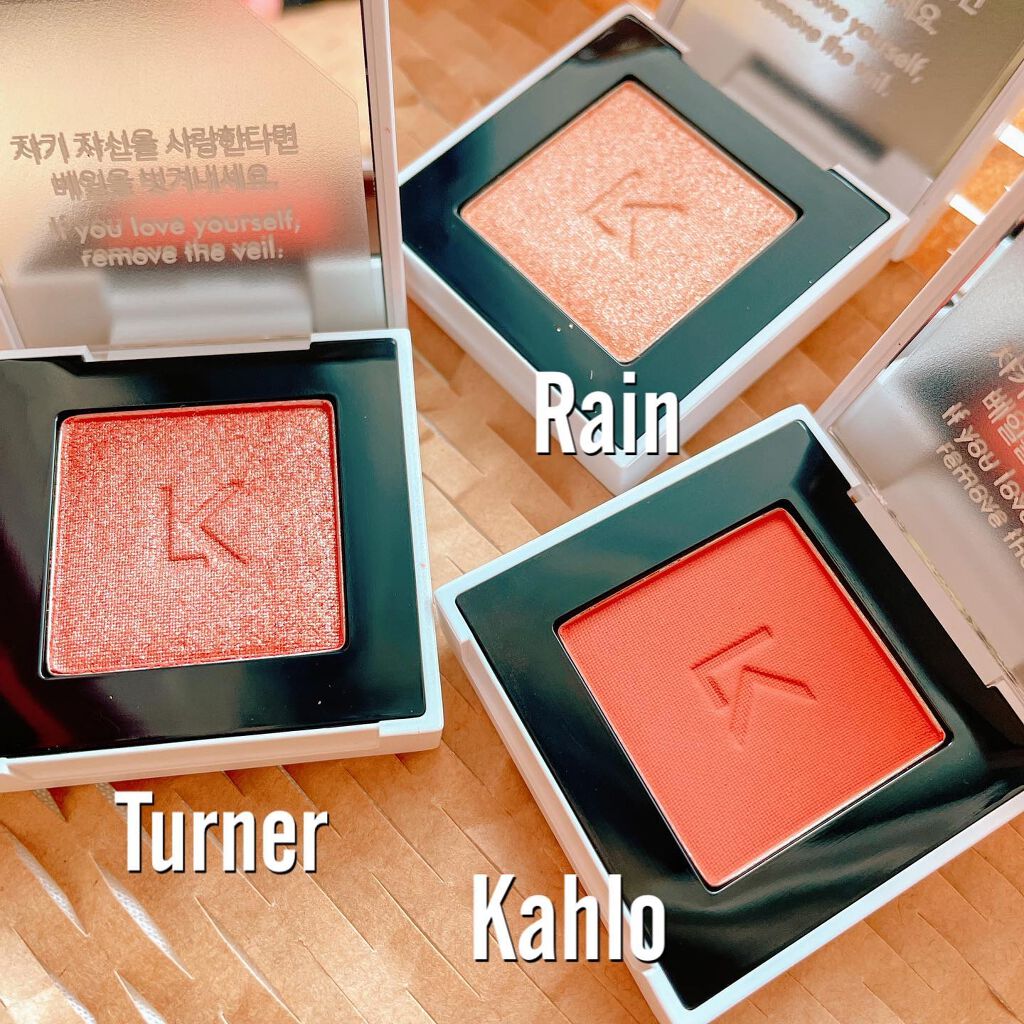 まんたろう on LIPS 「_▹はじめましての「LAKA」Qoo10でシングルアイシャド..」(2枚目)