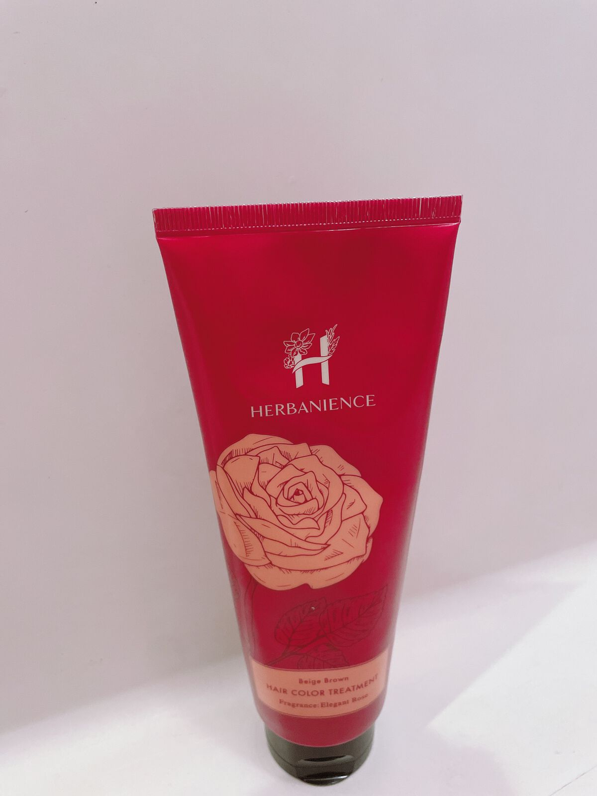 ハーバニエンス　ヘアカラートリートメント/HERBANIENCE/ヘアカラーを使ったクチコミ（1枚目）