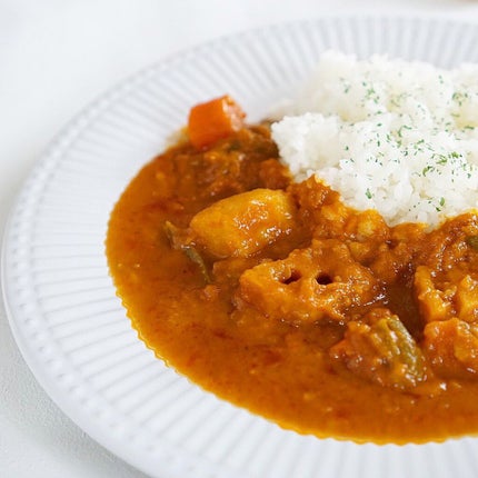 みちねえ フォロバ on LIPS 「・・ローソン×新宿中村屋の本格的なレトルトカリー「スパイス楽し..」(8枚目)