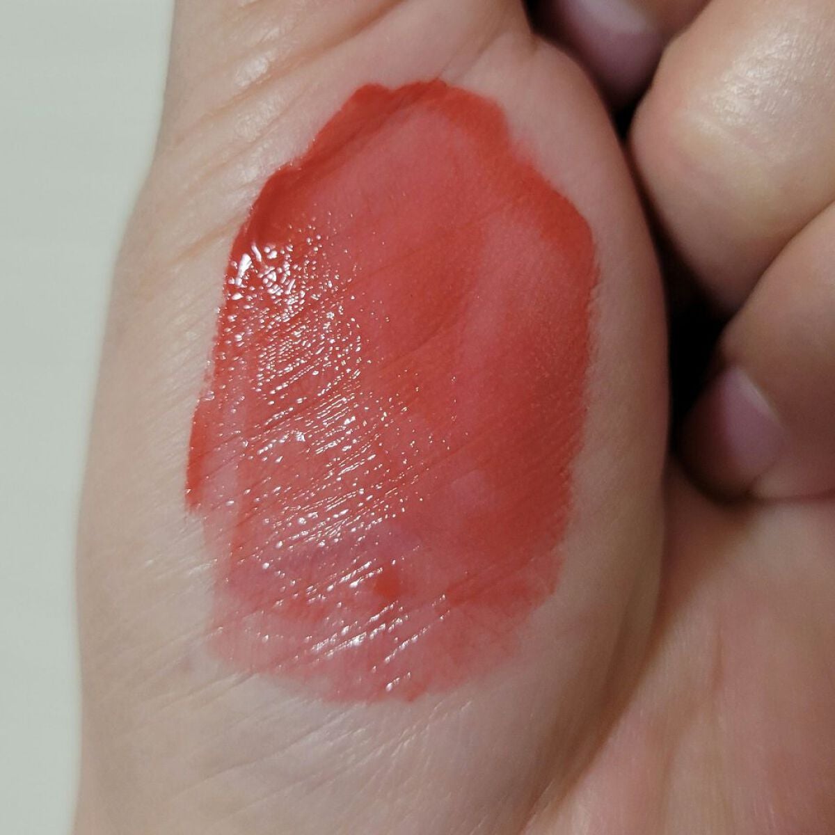 ジューシーラスティングティント/rom&nd/リップティントを使ったクチコミ(3枚目)