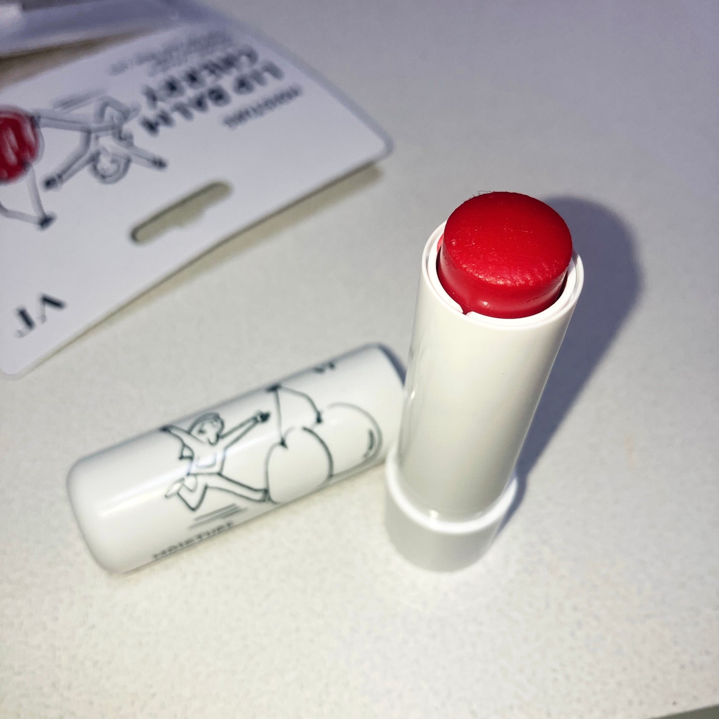 モイスチャーリップバーム チェリー/VT/リップバームを使ったクチコミ(1枚目)