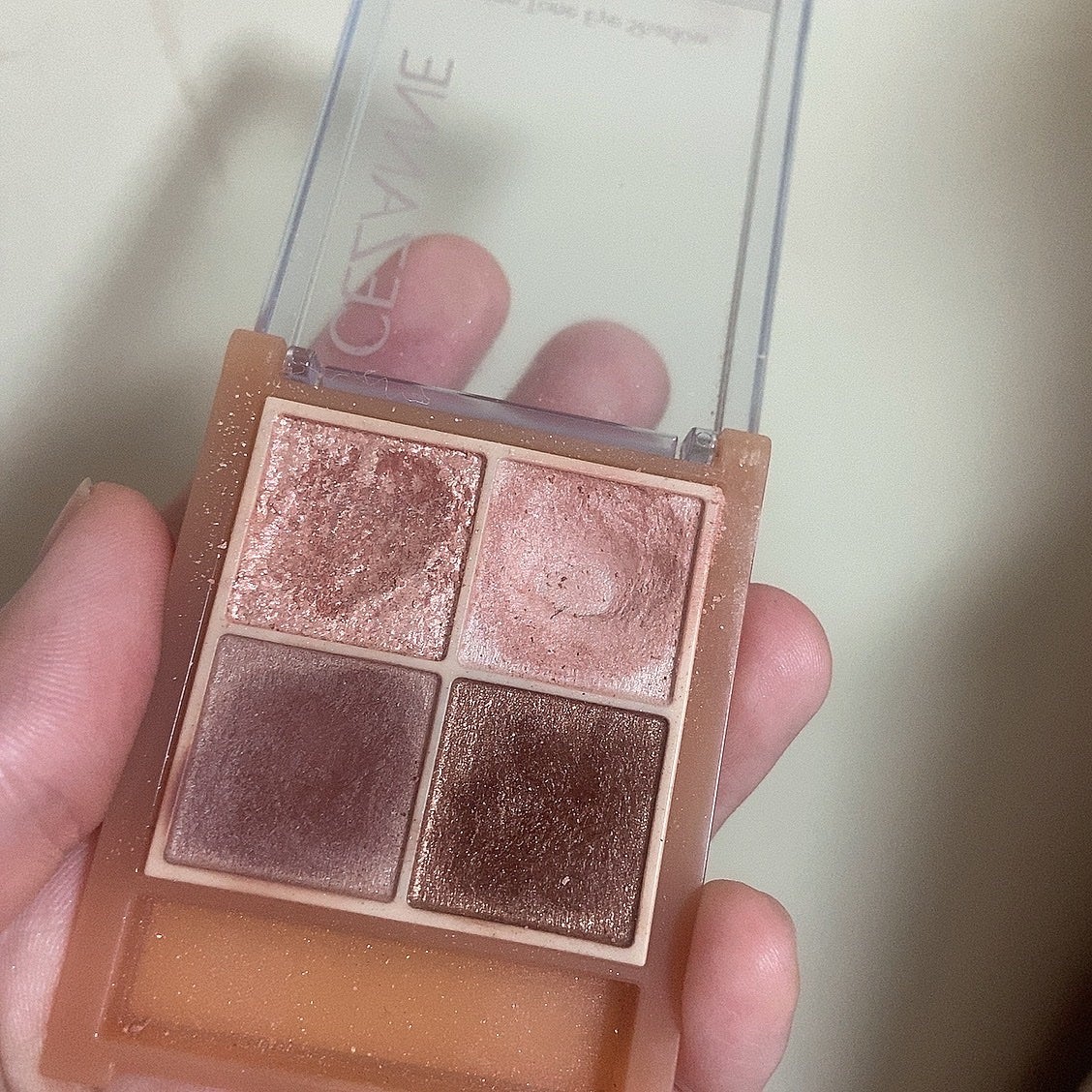 ベージュトーンアイシャドウ/CEZANNE/アイシャドウパレットを使ったクチコミ(2枚目)