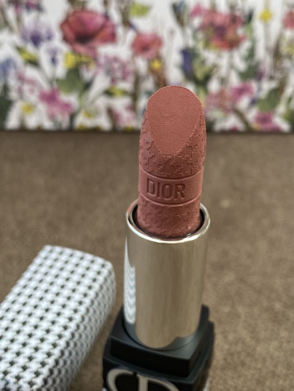 ルージュ ディオール 100V ヌード ルック ベルベット<ニュー ルック エディション>（生産終了）/Dior/口紅を使ったクチコミ（3枚目）