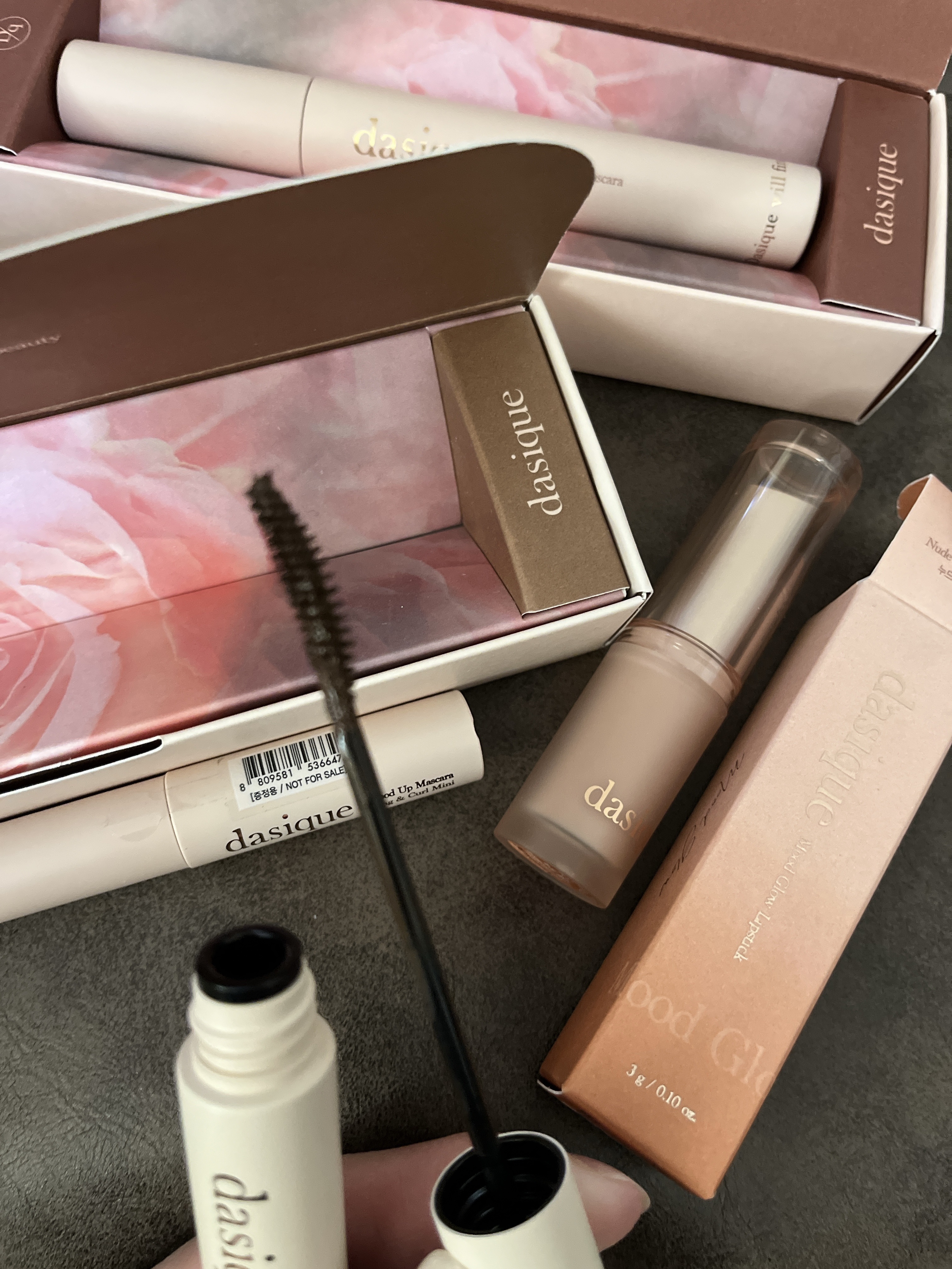 ムードグロウリップスティック/dasique/口紅を使ったクチコミ（3枚目）