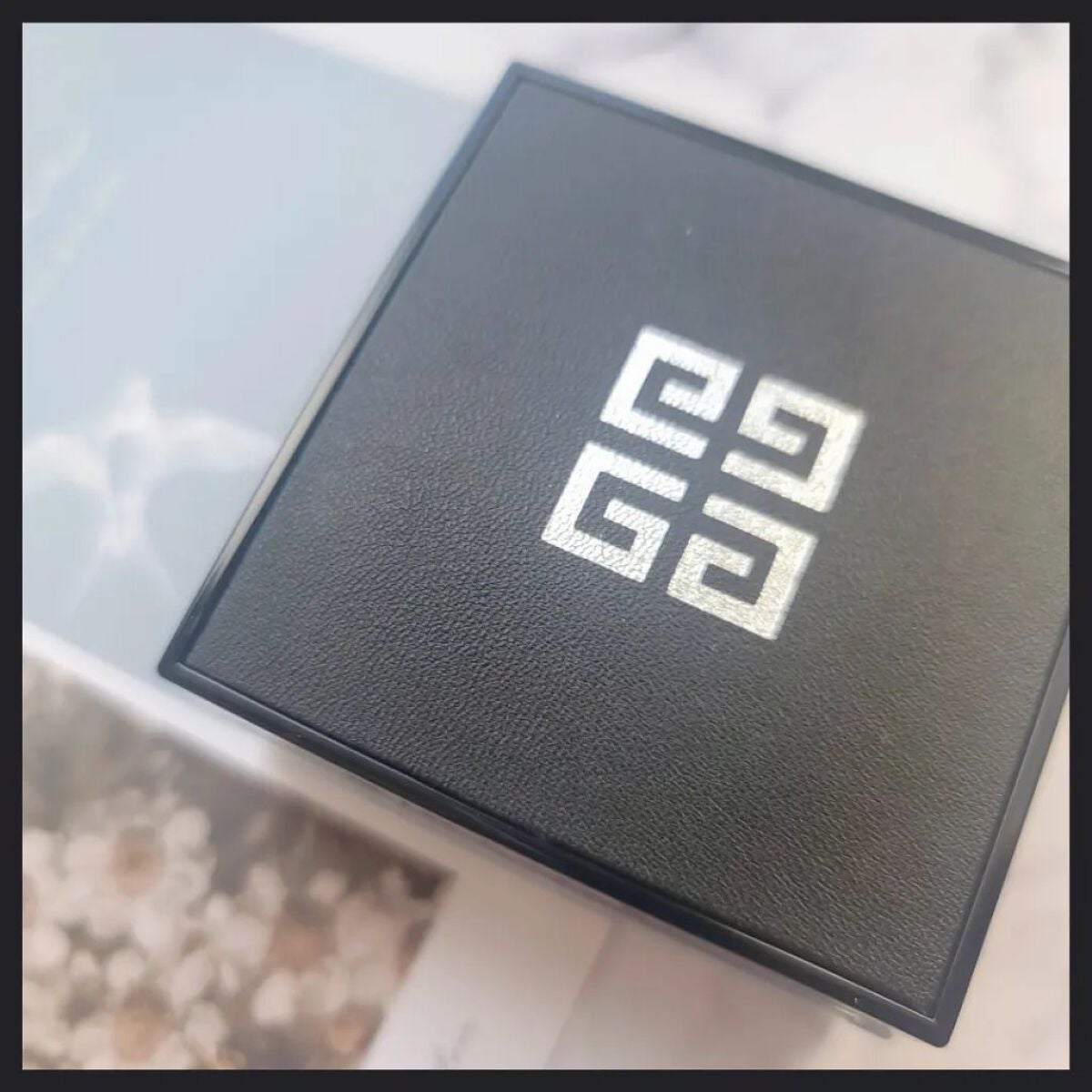 プリズム・リーブル/GIVENCHY/ルースパウダーを使ったクチコミ(2枚目)