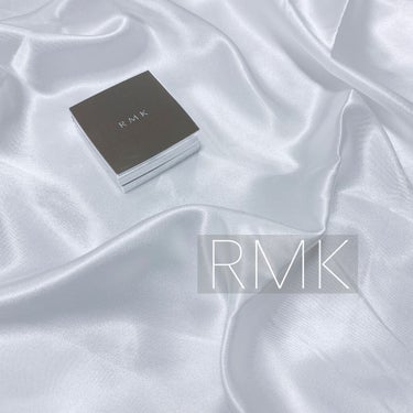 RMK「アイシャドウ」


RMK
ザ ベージュライブラリー アイシャドウデュオ
05　オーセンティックブラウン



2021年初購入のコスメは
RMKの春の新作アイシャドウ♡


コンパクトなのに、