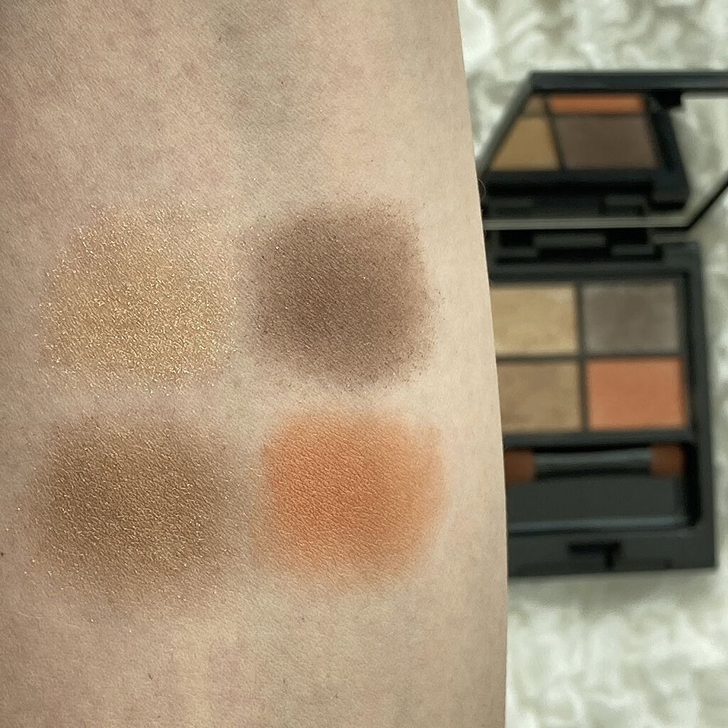 ミネラルクラッシィシャドー/エトヴォス/アイシャドウパレットを使ったクチコミ（2枚目）