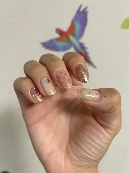 カラフルネイルズ/キャンメイク/マニキュアを使ったクチコミ(4枚目)