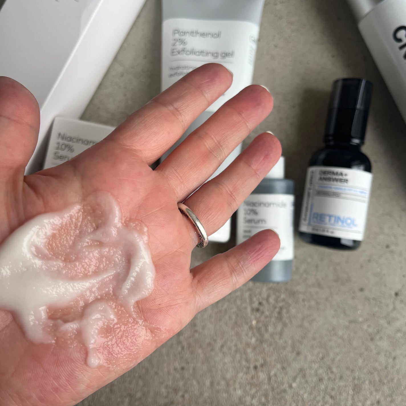 ミュージェナーカーミングアンプルミスト/CNP Laboratory/ミスト状化粧水を使ったクチコミ(4枚目)