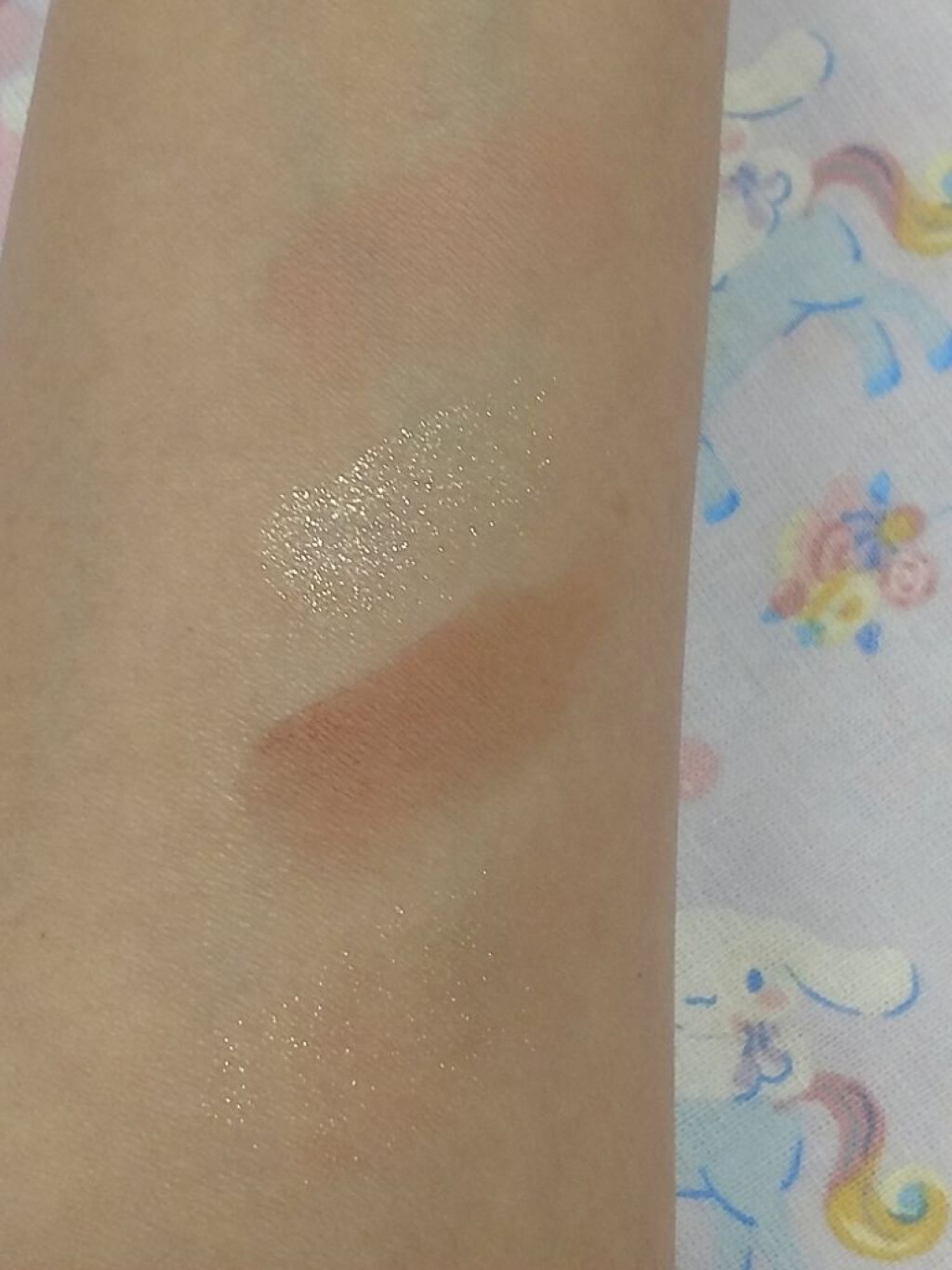 アイランドアドベンチャー4アイシャドウ/HEXZE(ヘックスゼ)/アイシャドウパレットを使ったクチコミ(2枚目)