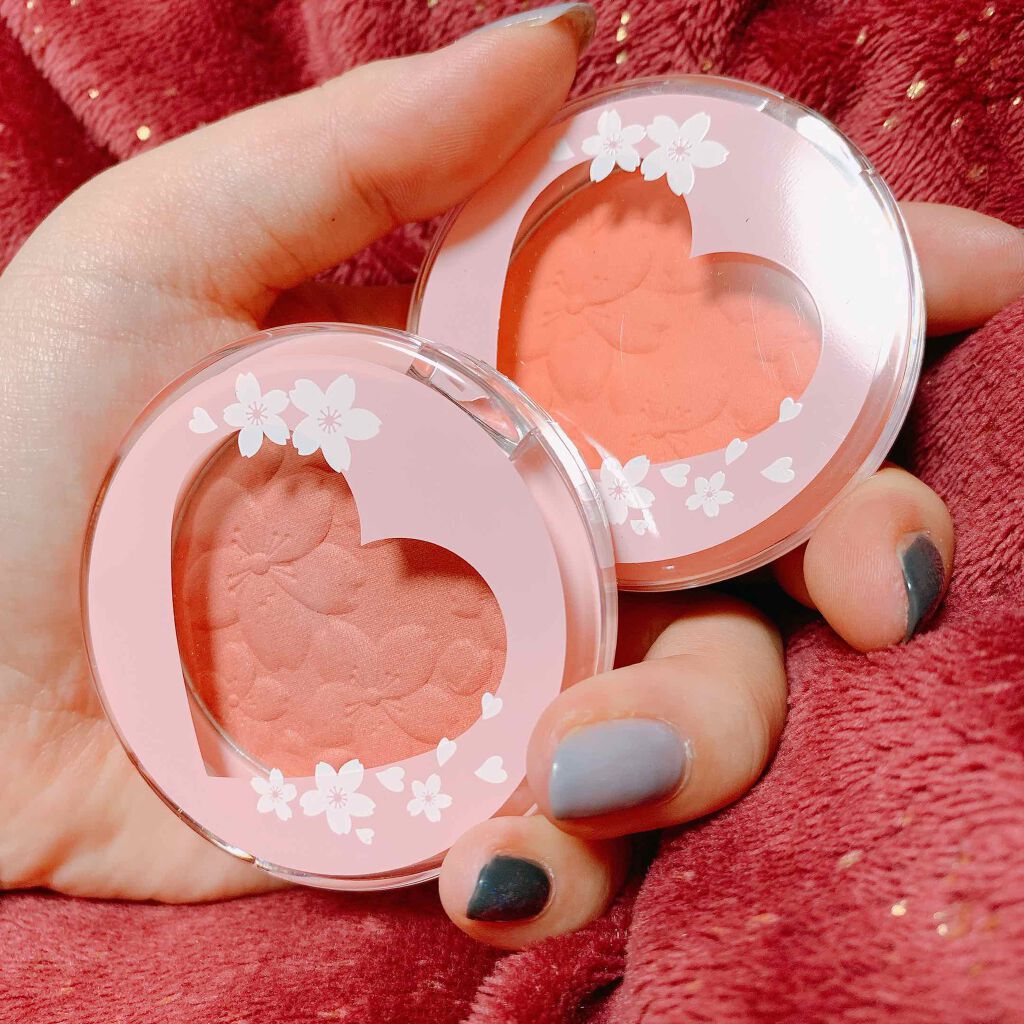 新色レビュー】ハート ブロッサムチーク|ETUDEの人気色を比較