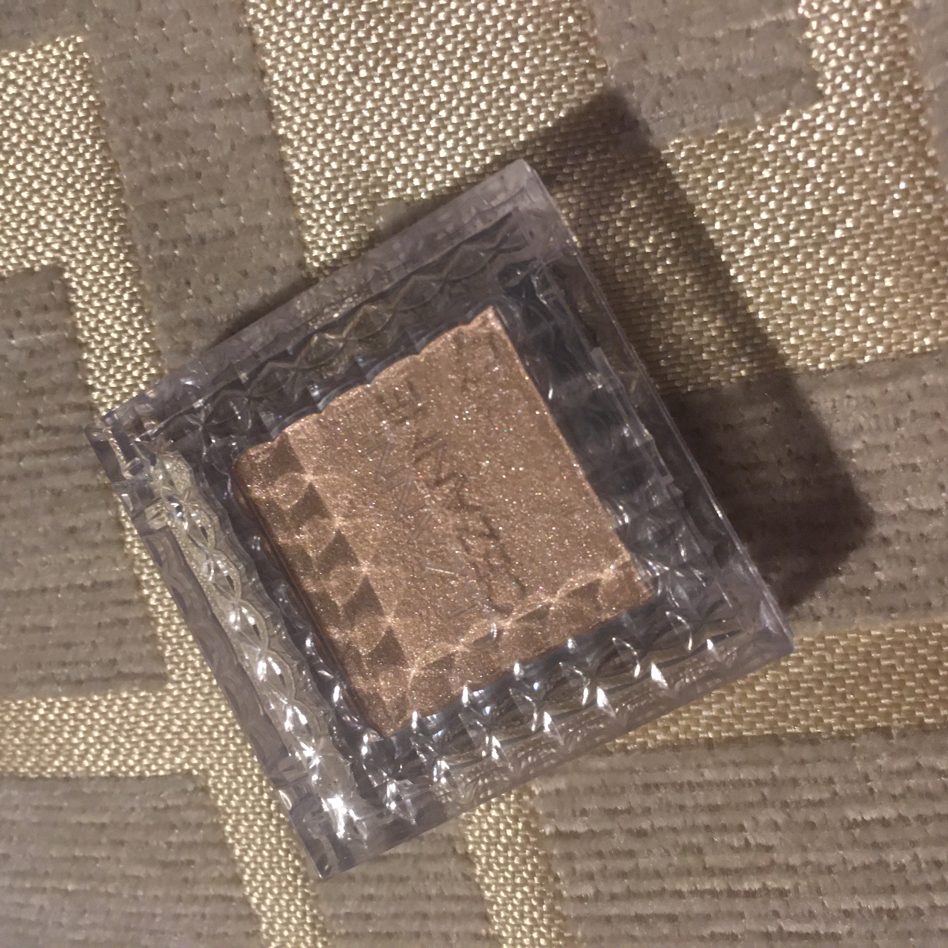 シングルカラーアイシャドウ/CEZANNE/単色アイシャドウを使ったクチコミ（1枚目）