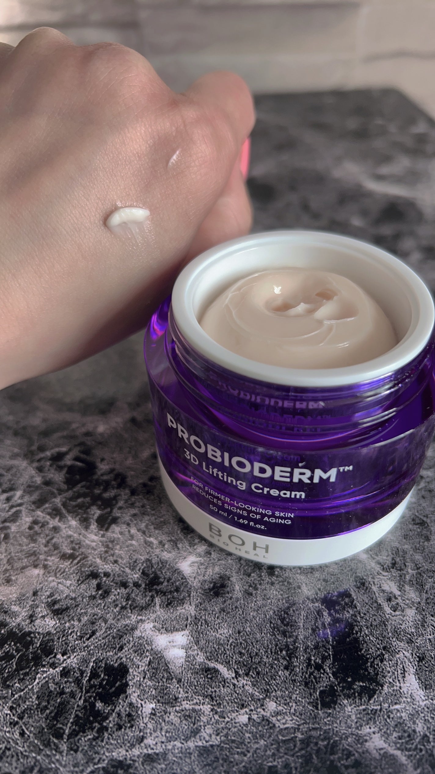 バイオヒールボ プロバイオダーム 3Dリフティングクリーム/BIOHEAL BOH/フェイスクリームを使ったクチコミ(3枚目)