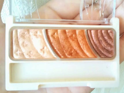 トーンアップアイシャドウ/CEZANNE/アイシャドウパレットを使ったクチコミ(2枚目)