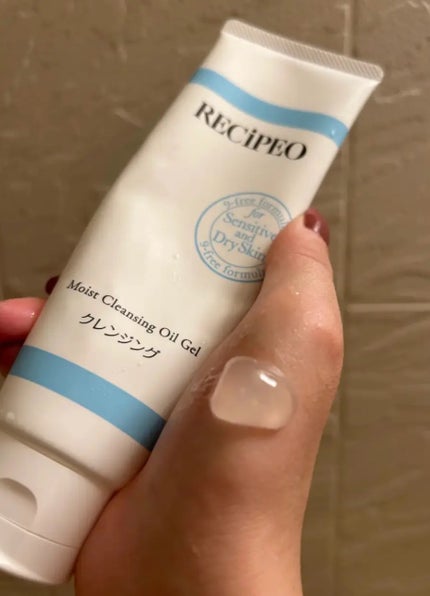 レシピオ レシピオ モイストクレンジングオイルジェル		のクチコミ「レシピオ
モイストクレンジングオイルジェル
¥1,650
✼••┈┈••✼••┈┈••✼••┈.....」(2枚目)