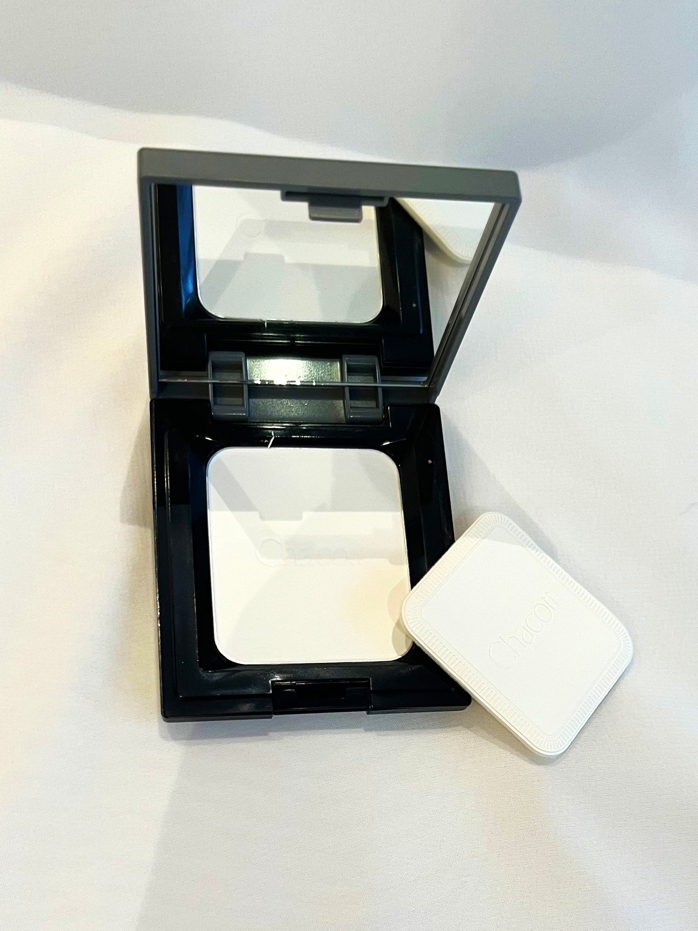 コンプレクションクリエイター/チャコット・コスメティクス/プレストパウダーを使ったクチコミ(2枚目)