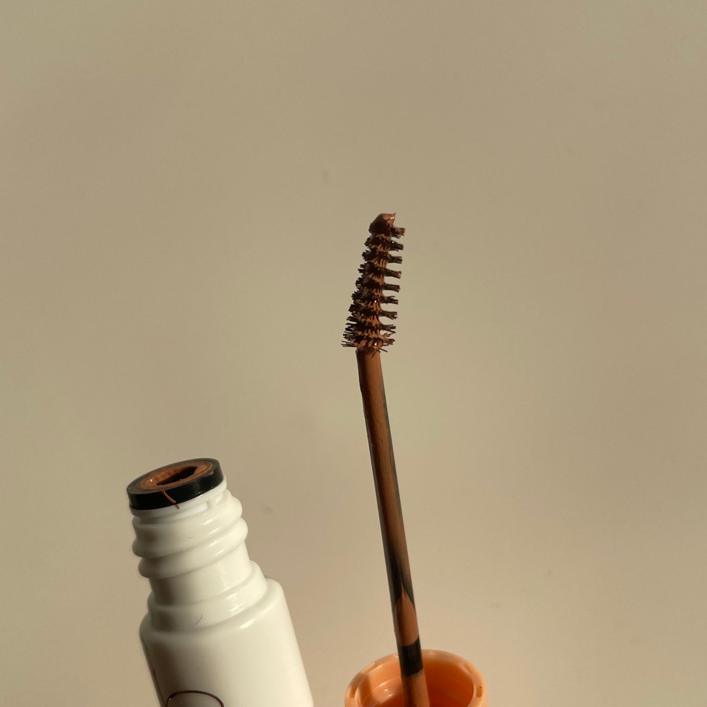 ラブ・ライナー シグネチャーフィットマスカラ MMC2<アイブロウ>/ラブ・ライナー/眉マスカラを使ったクチコミ(4枚目)