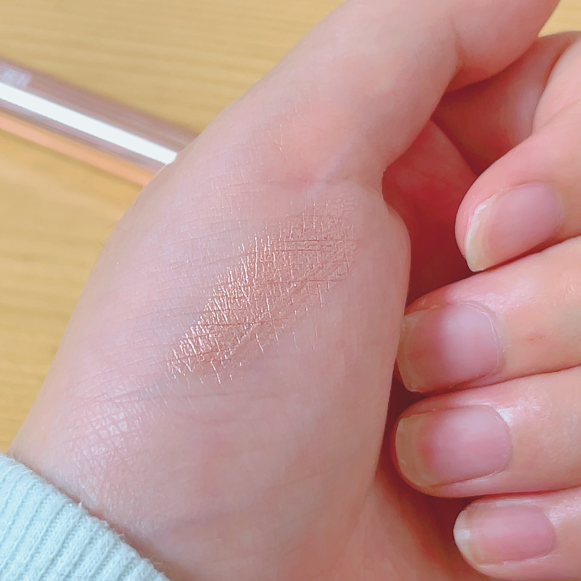 キャビアスティック アイカラー R2 WILD ROSE/ローラ メルシエ/スティックアイシャドウを使ったクチコミ（3枚目）