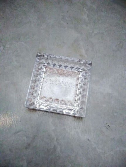 シングルカラーアイシャドウ/CEZANNE/単色アイシャドウを使ったクチコミ(2枚目)