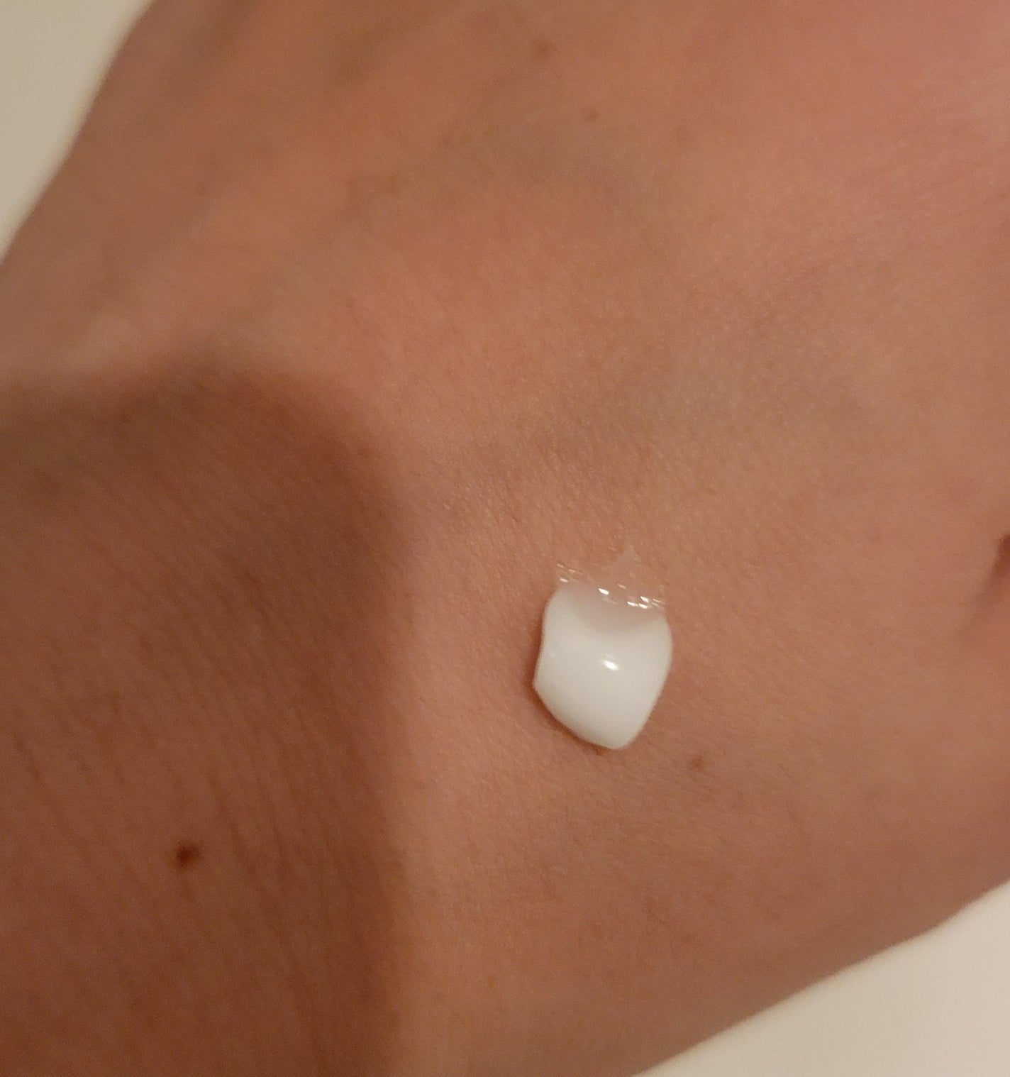 ミノン アミノモイスト エイジングケア アイクリーム/ミノン/アイケア・アイクリームを使ったクチコミ(2枚目)