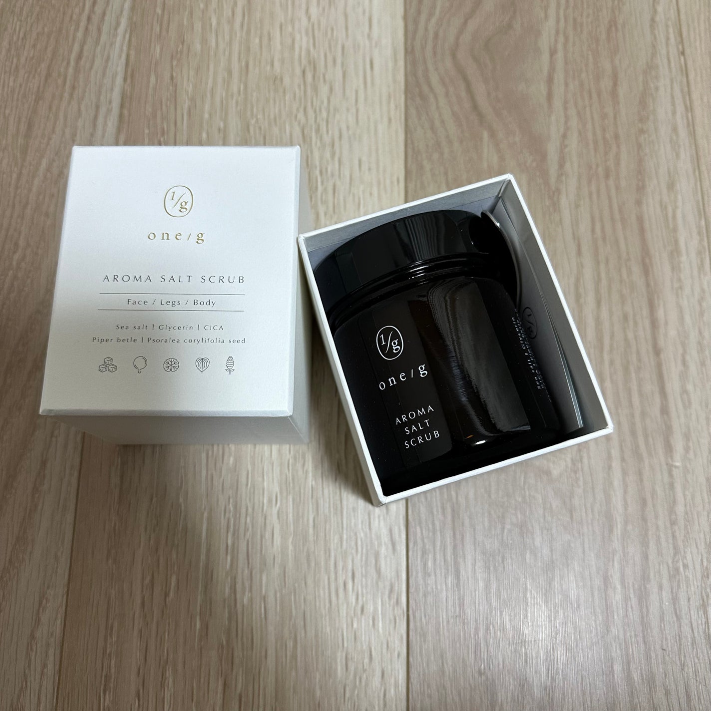 アロマソルトスクラブ/ワンオーバージー/ボディスクラブを使ったクチコミ(2枚目)