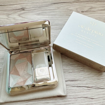 ル・レオスールデクラ /クレ・ド・ポー ボーテ/パウダーハイライトを使ったクチコミ(1枚目)