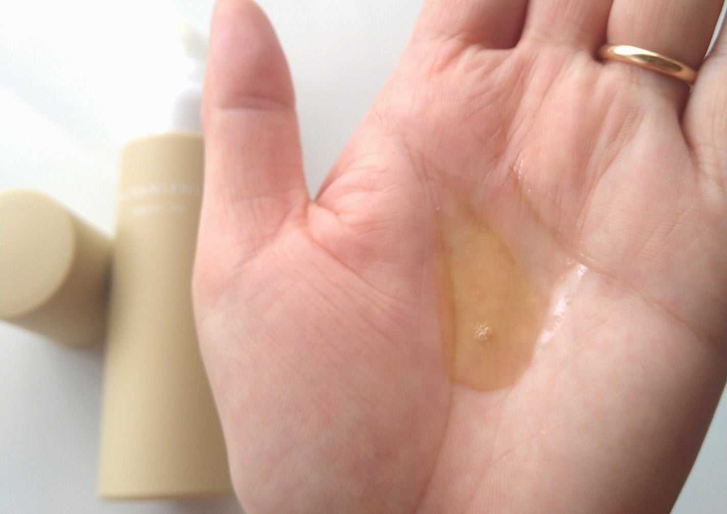 ボタニエンス ストレートヘアオイル モイスト/サンコール/ヘアオイルを使ったクチコミ(3枚目)