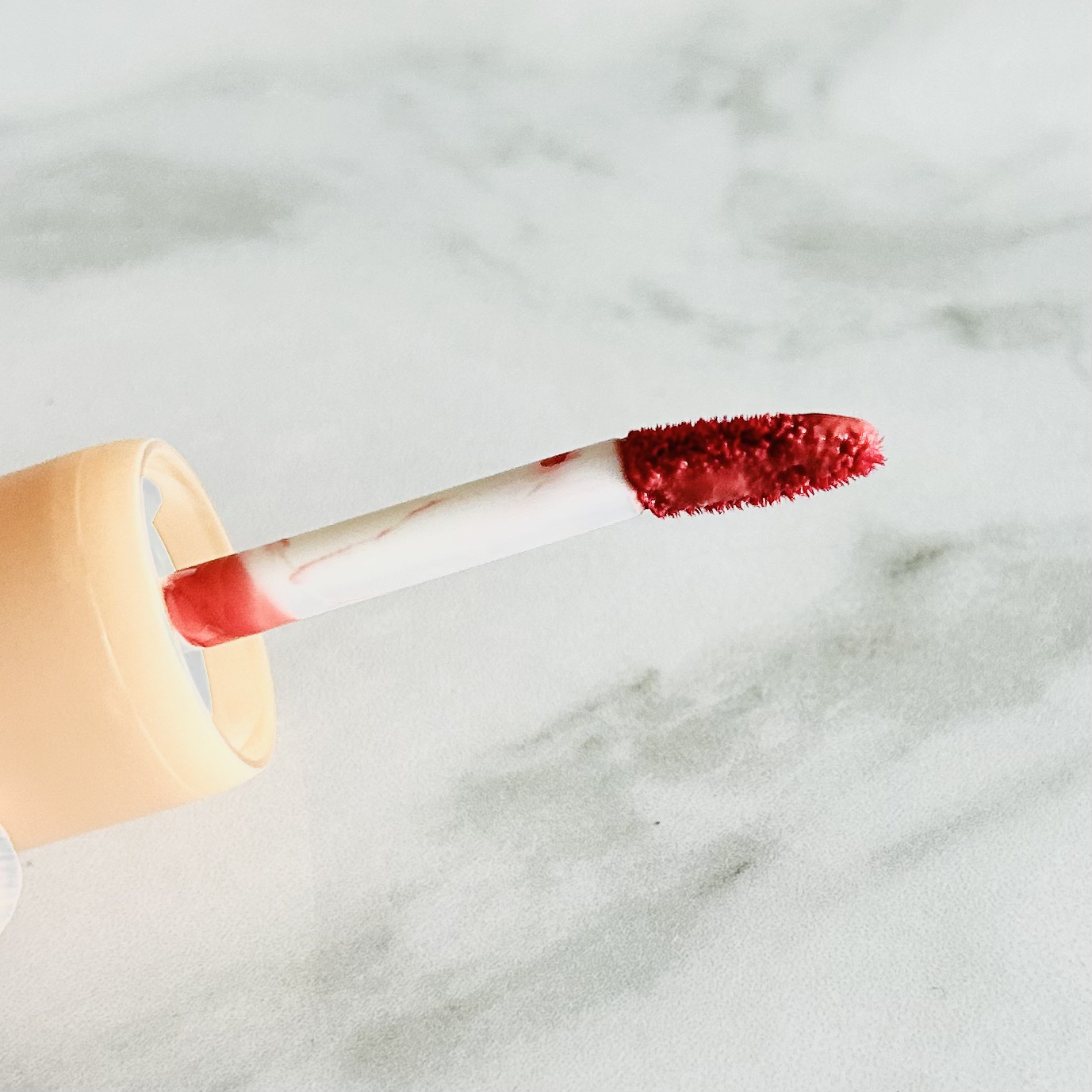 フルーティーグラムティント/Laka/リップティントを使ったクチコミ（3枚目）