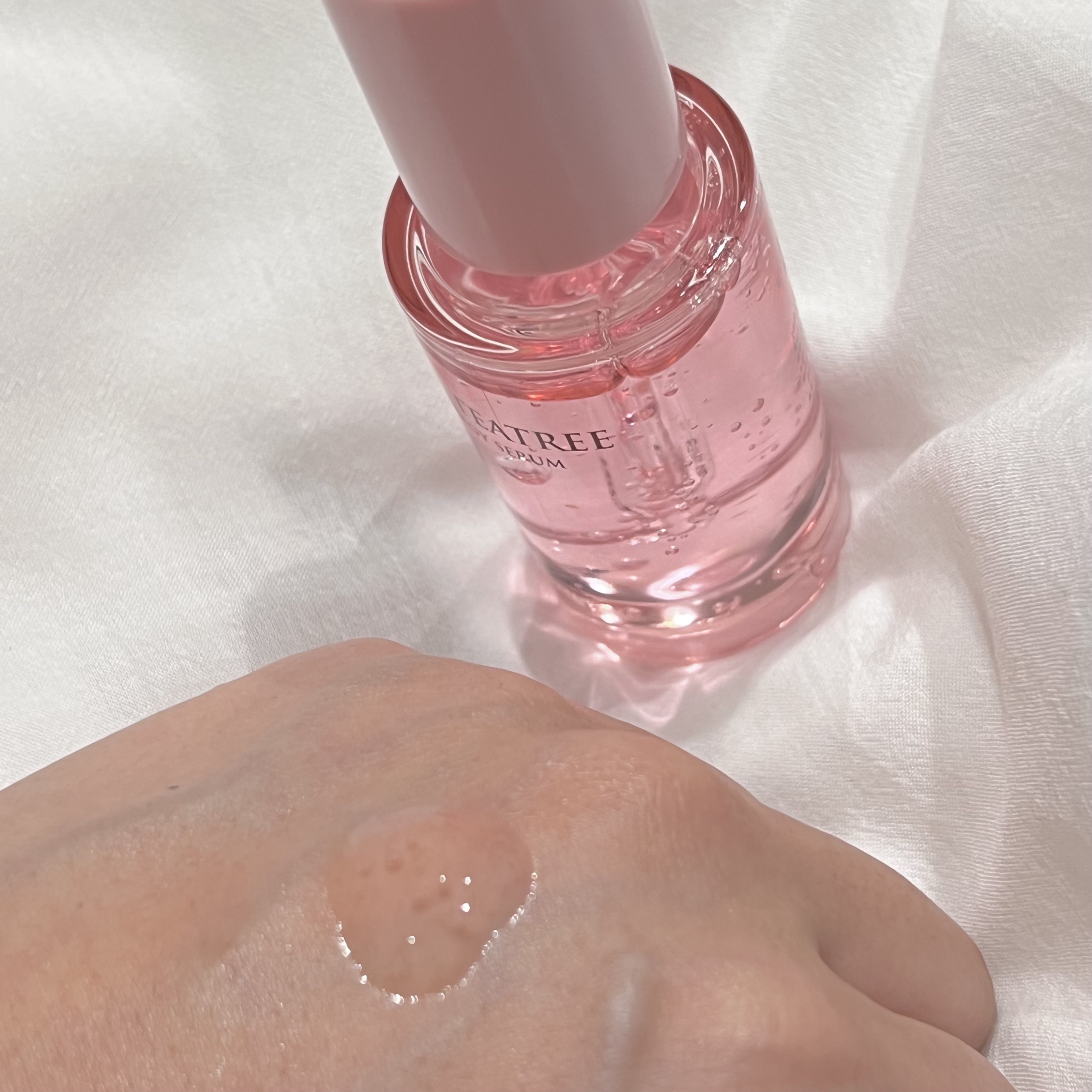 ピンクティーツリーシナジーセラム/APLIN/美容液を使ったクチコミ（2枚目）