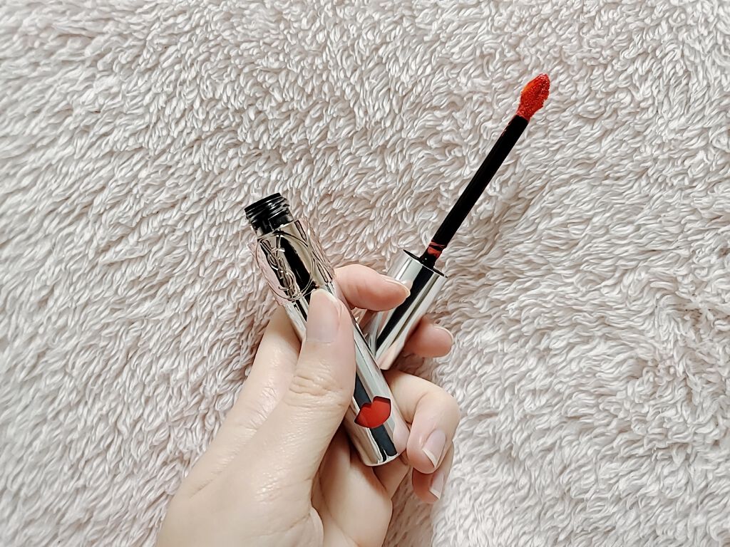 ヴォリュプテ ウォーター カラーバーム/YVES SAINT LAURENT BEAUTE/口紅を使ったクチコミ（2枚目）