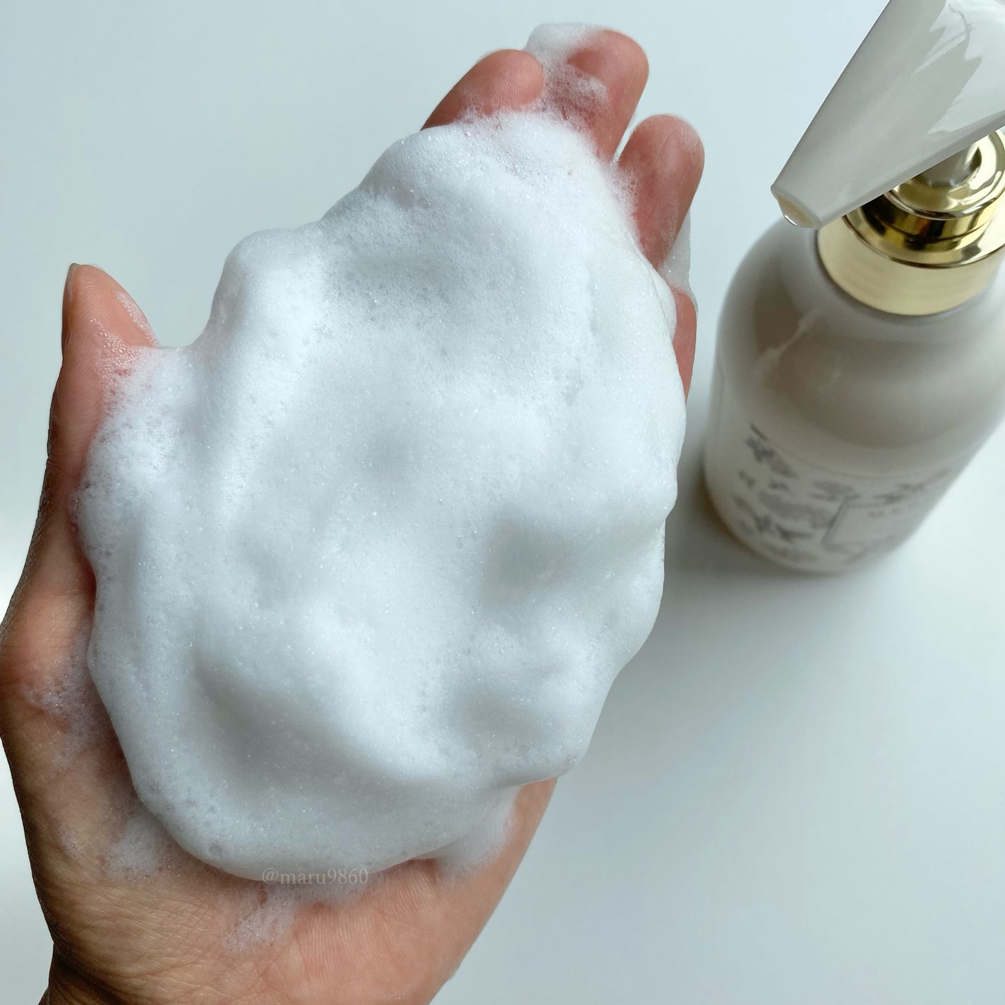 フレグランスシャンプー&ウォータートリートメント スパークリングフローラルの香り/MERCURYDUO/市販シャンプーを使ったクチコミ(4枚目)