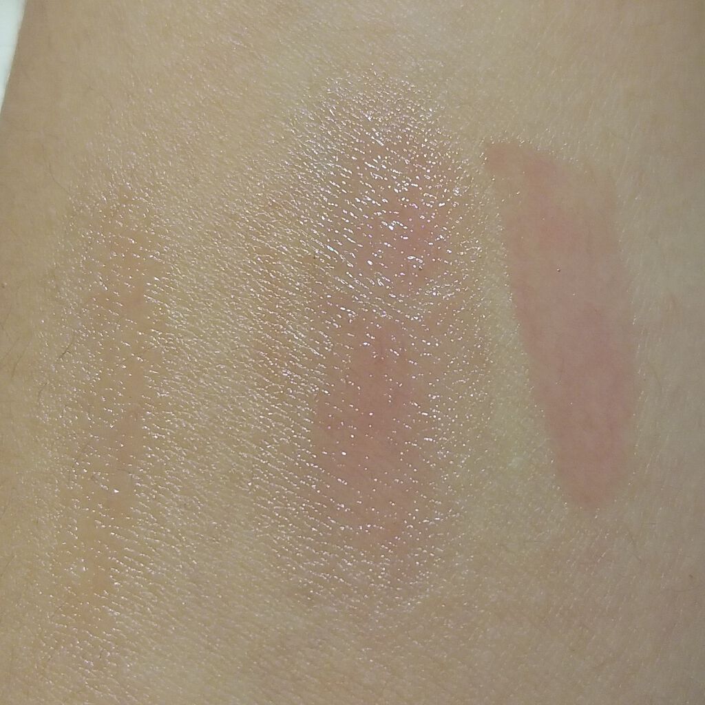 モイストピュアカラーリップ/ニベア/リップクリームを使ったクチコミ(3枚目)