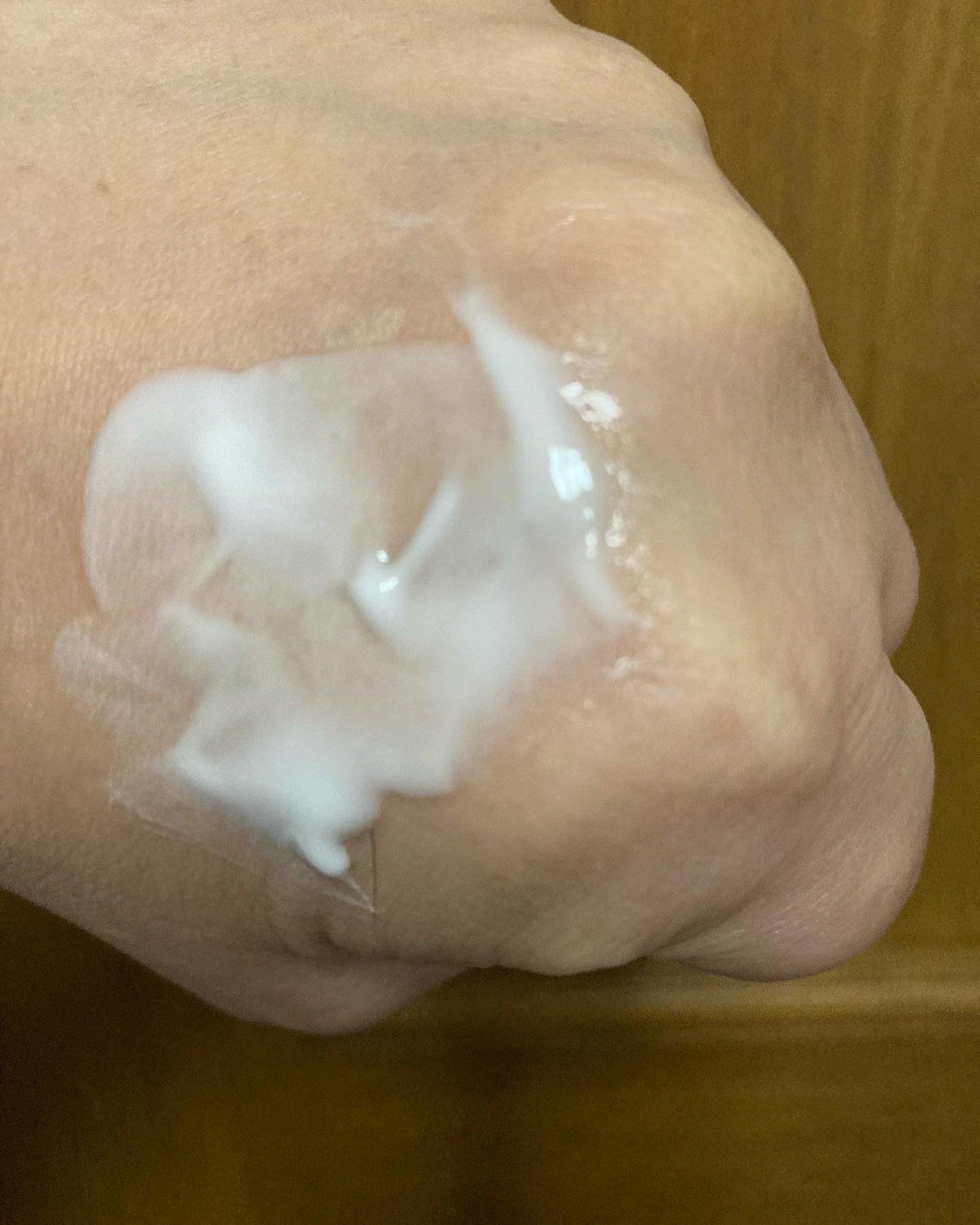 ジョンソンボディケア エクストラケア 高保湿 ハンドクリーム/ジョンソンボディケア/ハンドクリームを使ったクチコミ(3枚目)