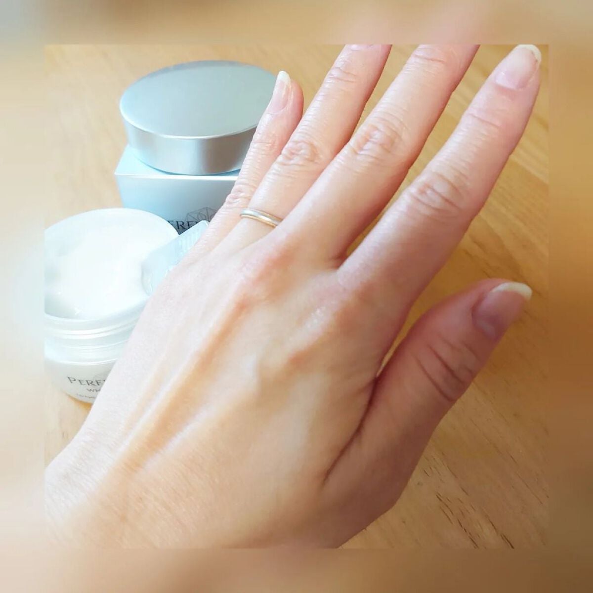 パーフェクトワン 薬用ホワイトニングジェル/パーフェクトワン/オールインワン化粧品を使ったクチコミ(5枚目)