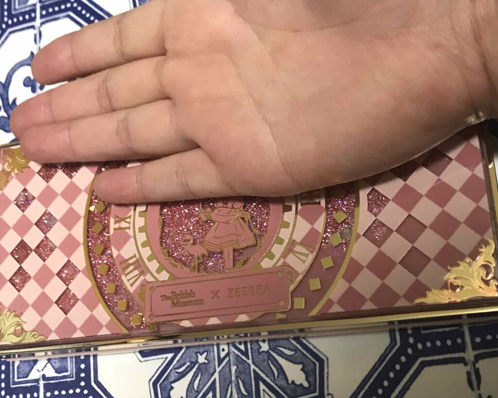 アリスドリームランドシリーズ 12色アイシャドウパレット(ZEESEA×大英博物館)/ZEESEA/アイシャドウパレットを使ったクチコミ(3枚目)