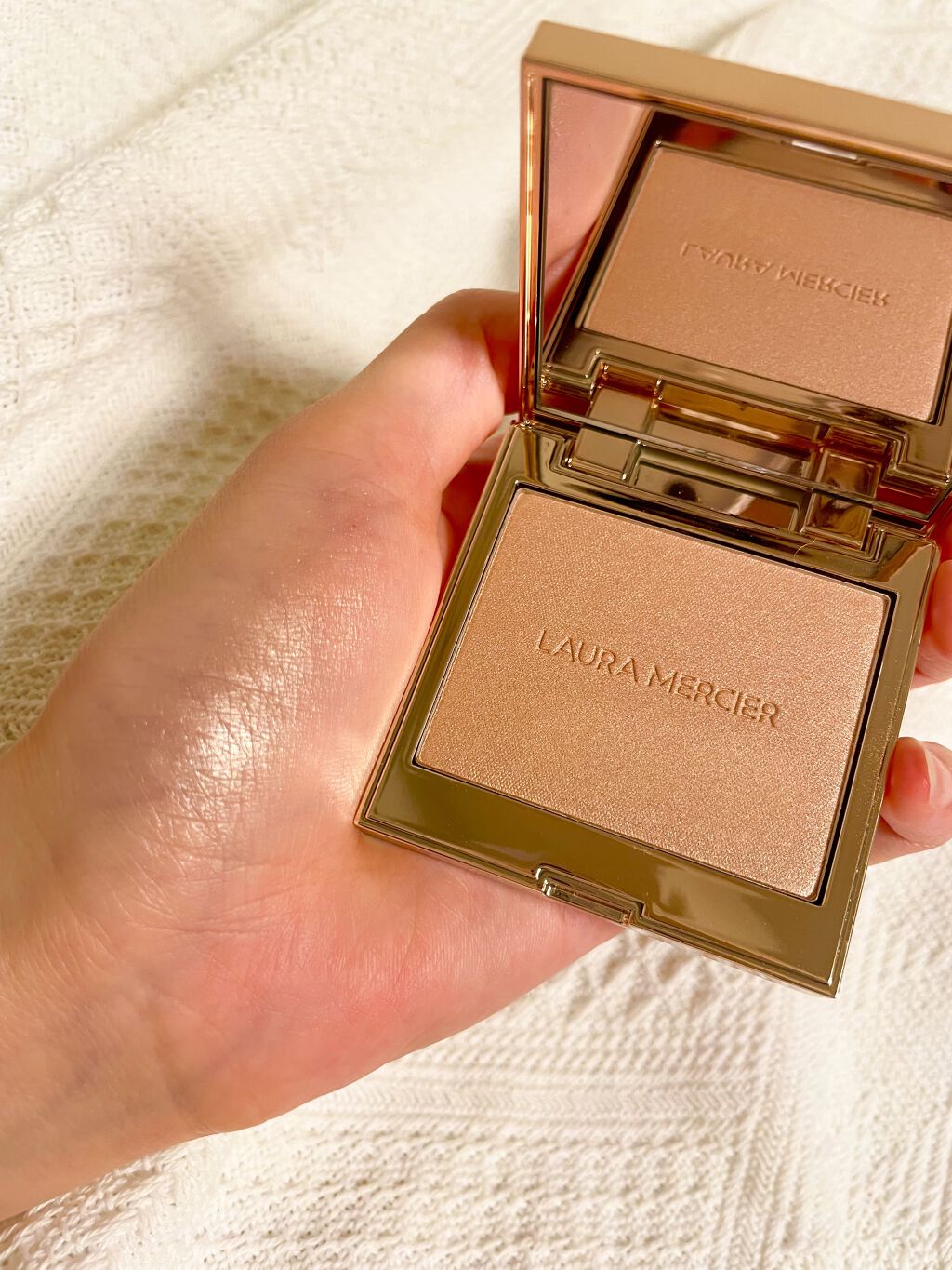 ローズグロウ イルミネーター /ローラ メルシエ/プレストパウダーを使ったクチコミ（3枚目）