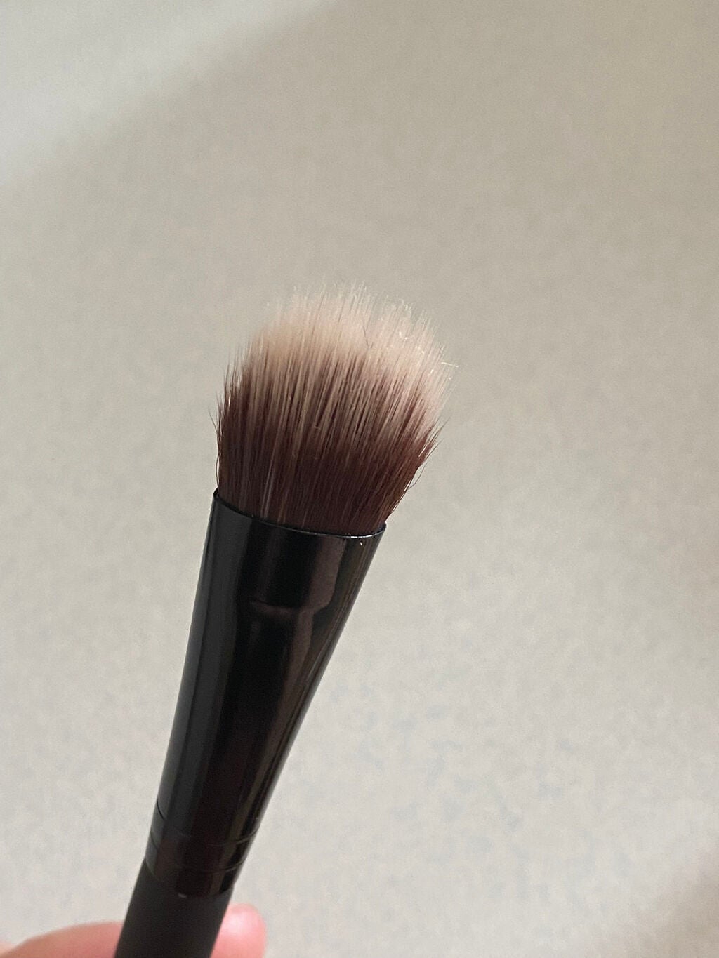 いんり on LIPS 「クマ隠しに最適✨🧸ベアミネラル シェード&ディフューズ アイブ..」(2枚目)