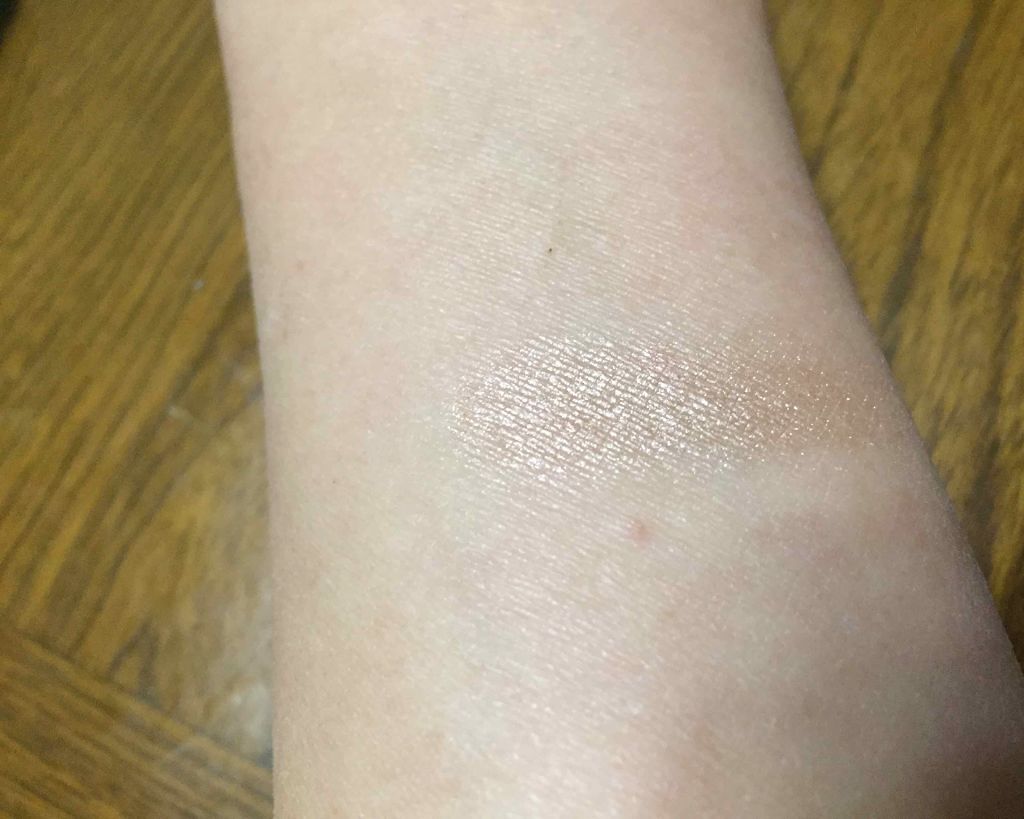 ブライトアップアイシャドウ/media/単色アイシャドウを使ったクチコミ（3枚目）