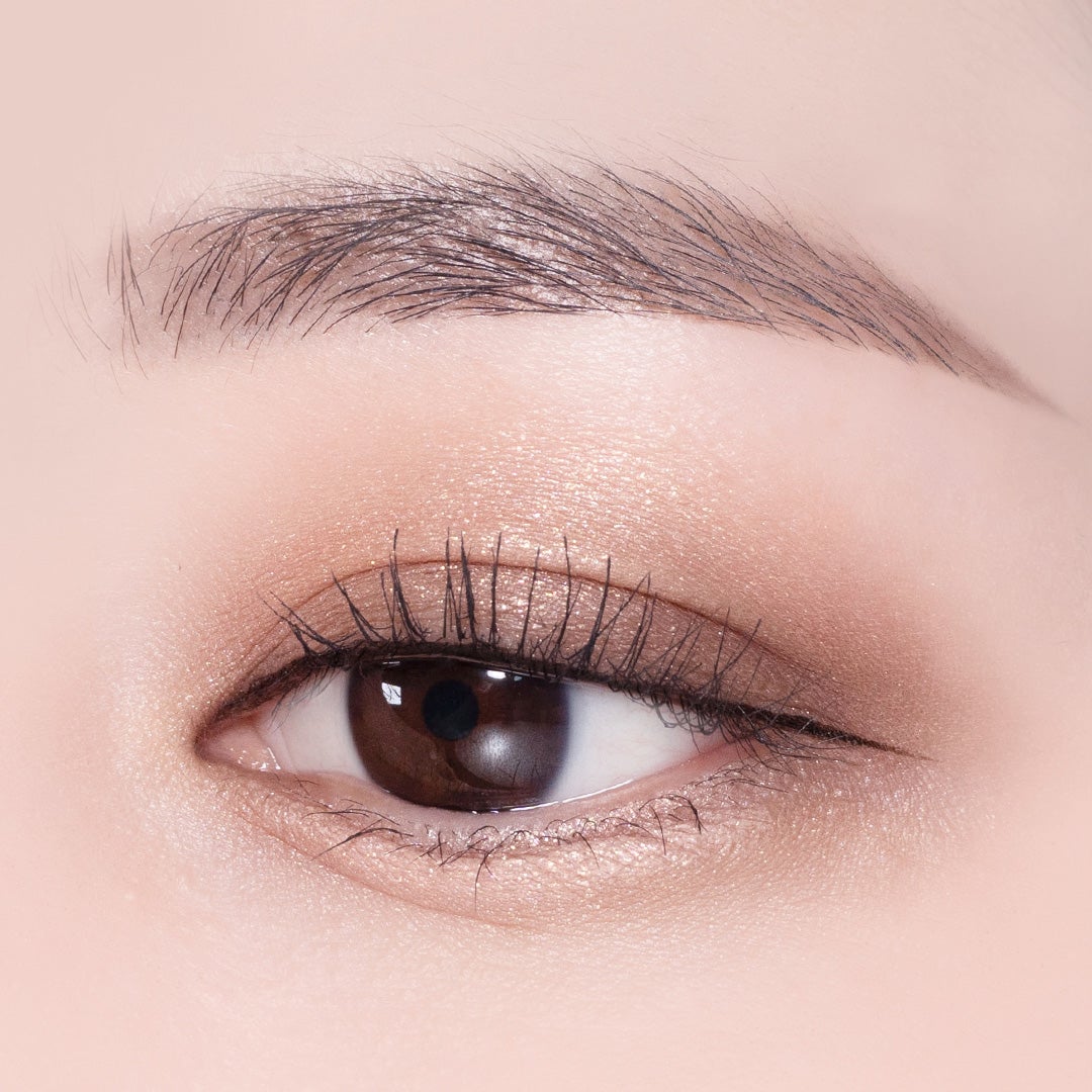 【公式】CLIO on LIPS 「#エッセンシャルシャドウタップしっとりと密着するウェットテクス..」(1枚目)