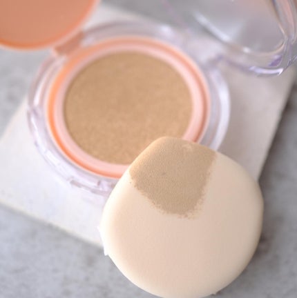 デューイーグロー フィッティング クッション/HASH/クッションファンデーションを使ったクチコミ(5枚目)