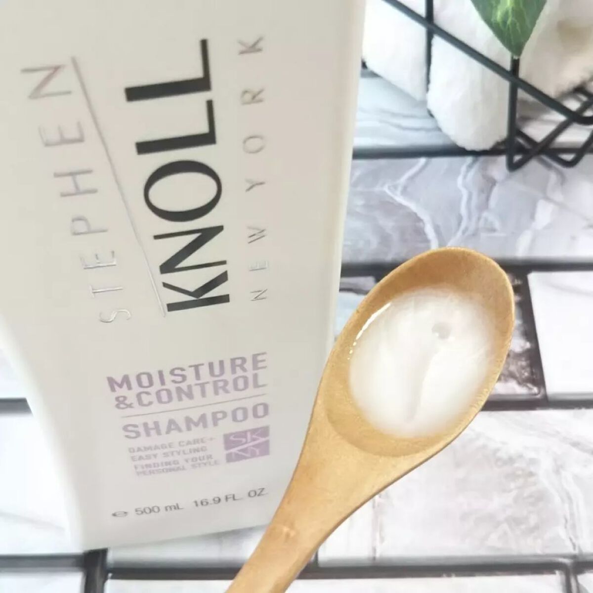 モイスチュアコントロール シャンプー Ｗ/コンディショナー Ｗ シャンプー本体 500ml/スティーブンノル ニューヨーク/市販シャンプーを使ったクチコミ（2枚目）