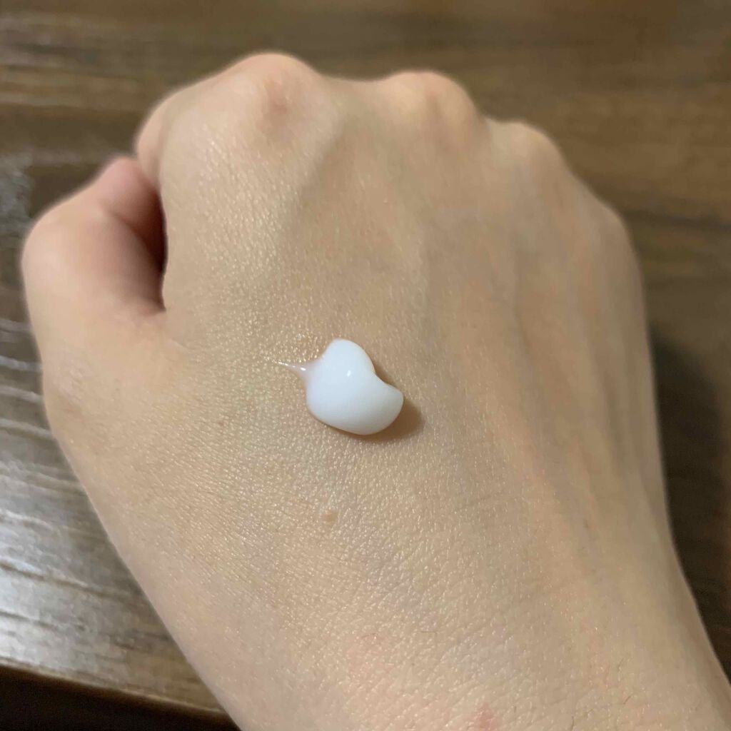 純白専科 すっぴん白雪美容液(専科 薬用美白クリーム)/SENKA(専科)/美容液を使ったクチコミ(3枚目)