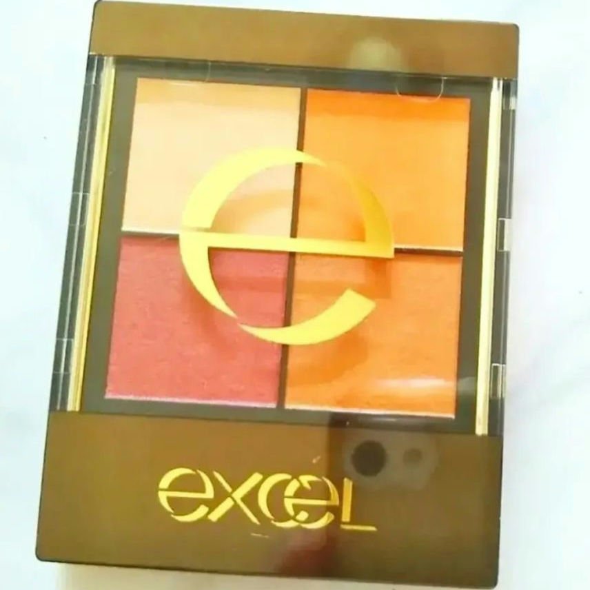 リアルクローズシャドウ/excel/アイシャドウパレットを使ったクチコミ（1枚目）